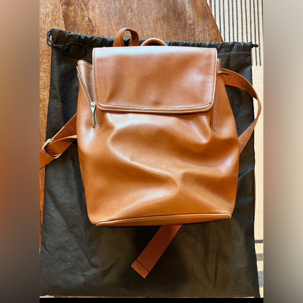 Matt & Nat Leather Backpack fit laptop 15"